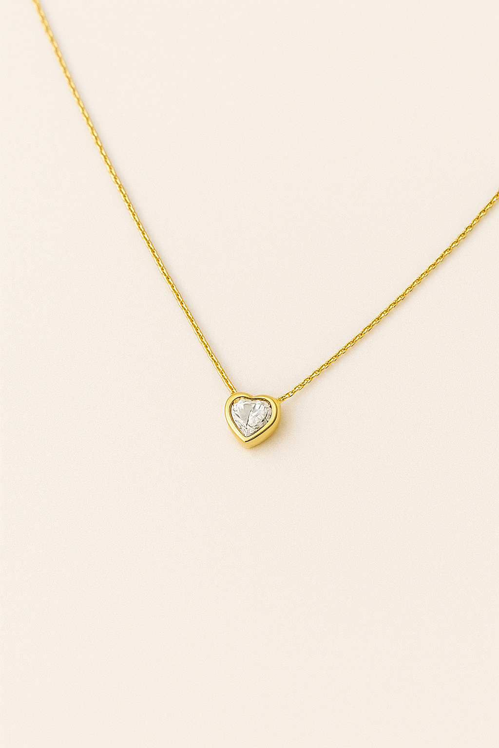 Conjunto Colar + Brinco Coração Brilhante Banhado a Ouro com Zircônia