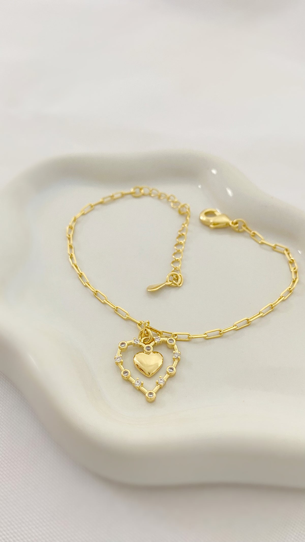 Pulseira Coração de Neve Banhada a Ouro e com Zircônias Cravejadas