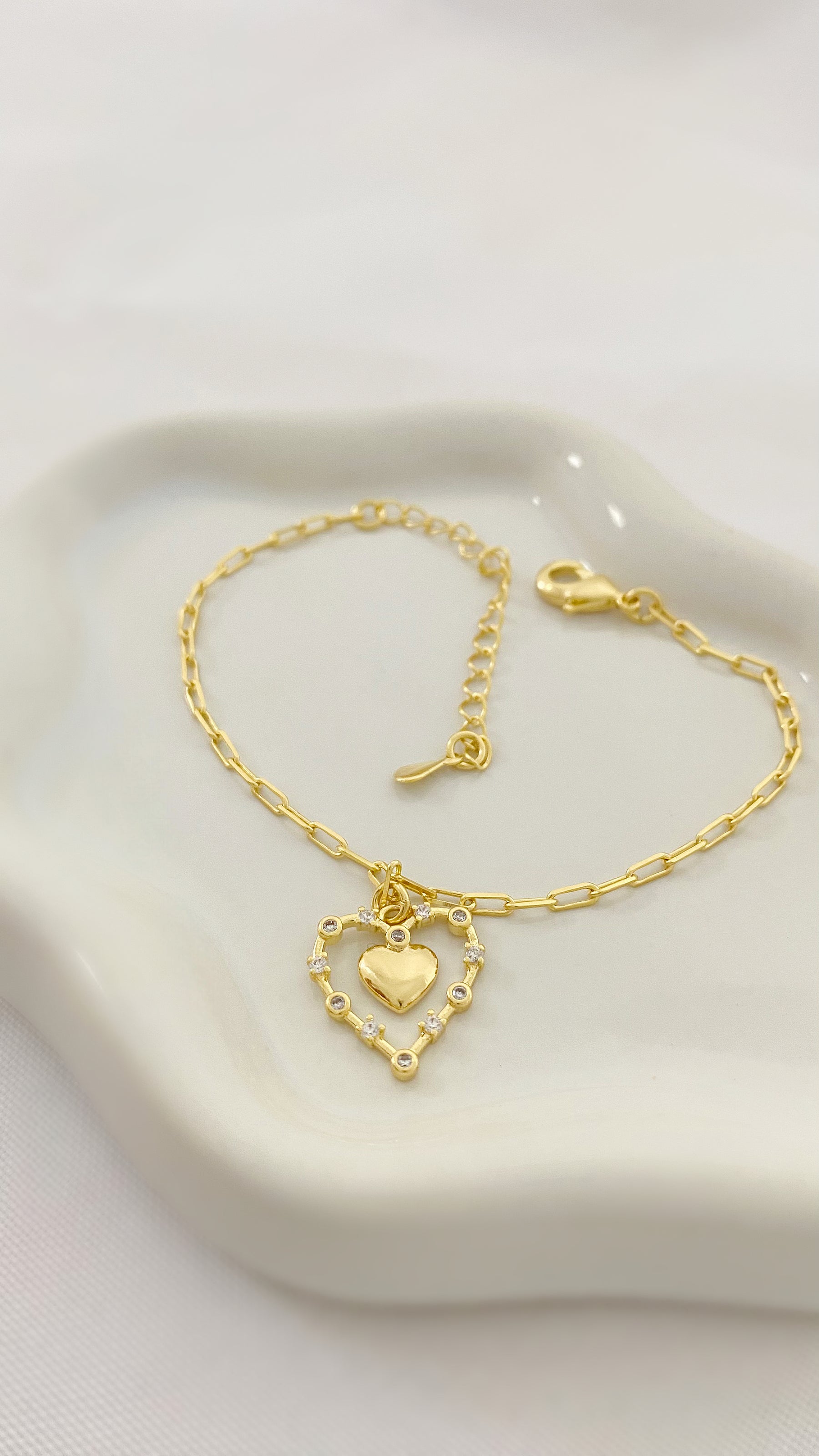 Pulseira Coração de Neve Banhada a Ouro e com Zircônias Cravejadas