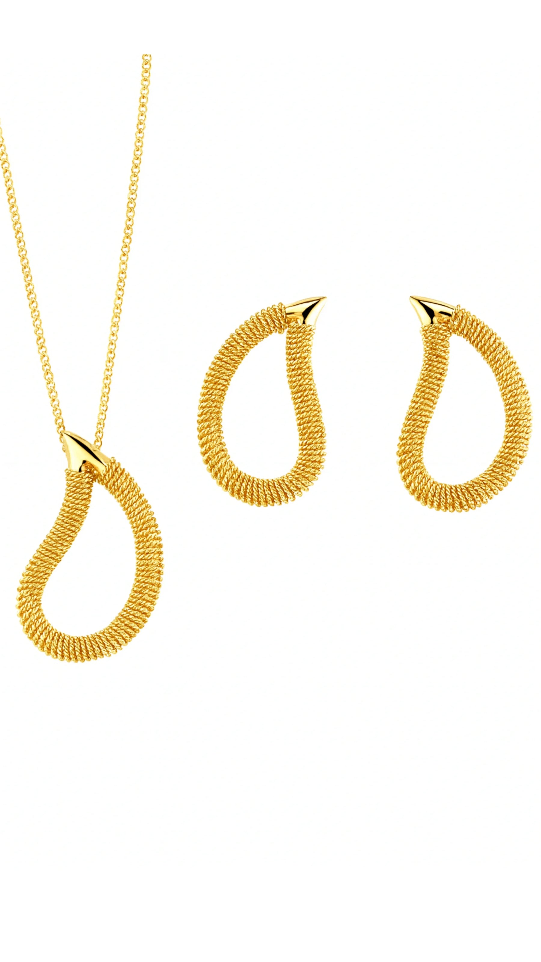 Conjunto Liso Gota Vazada 45 cm Banhado a Ouro