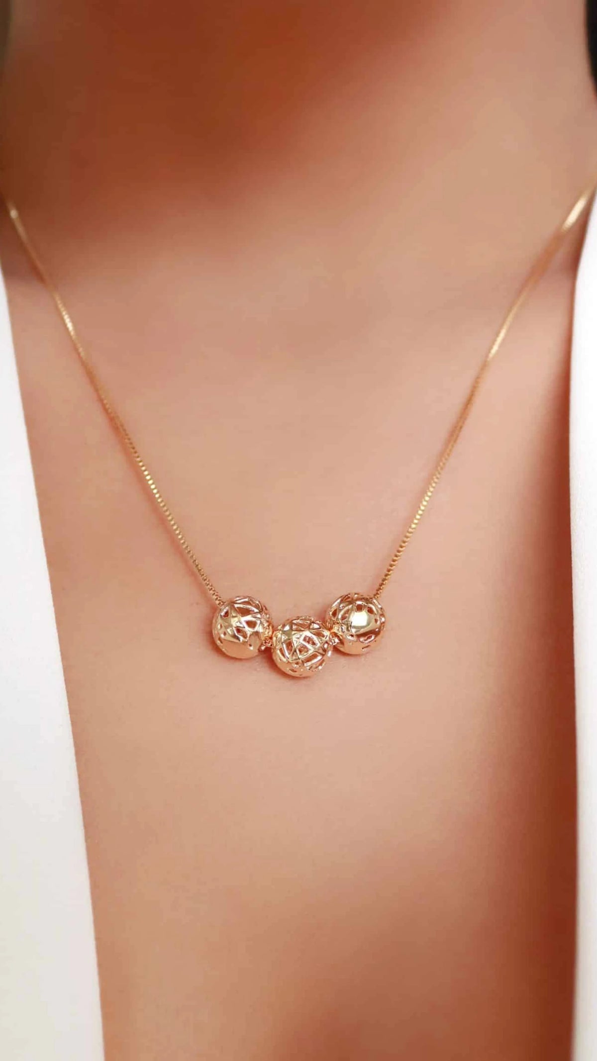 Colar Esfera Trio Banhado a Ouro