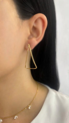 Brinco Triangulo Texturizado Banhado Ouro