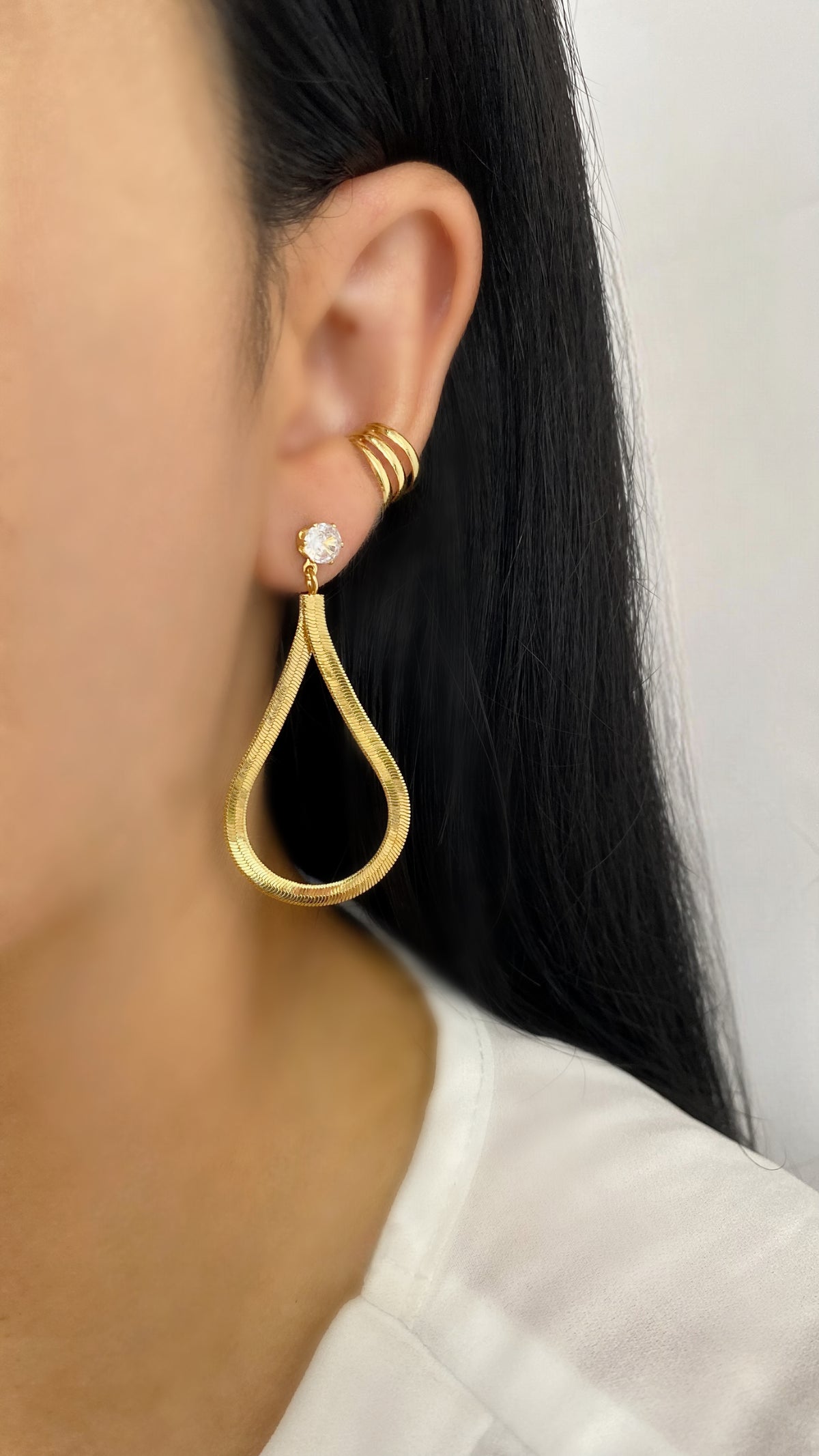Brinco Esperança Radiante Banhado a Ouro Com Zircônia Cravejada